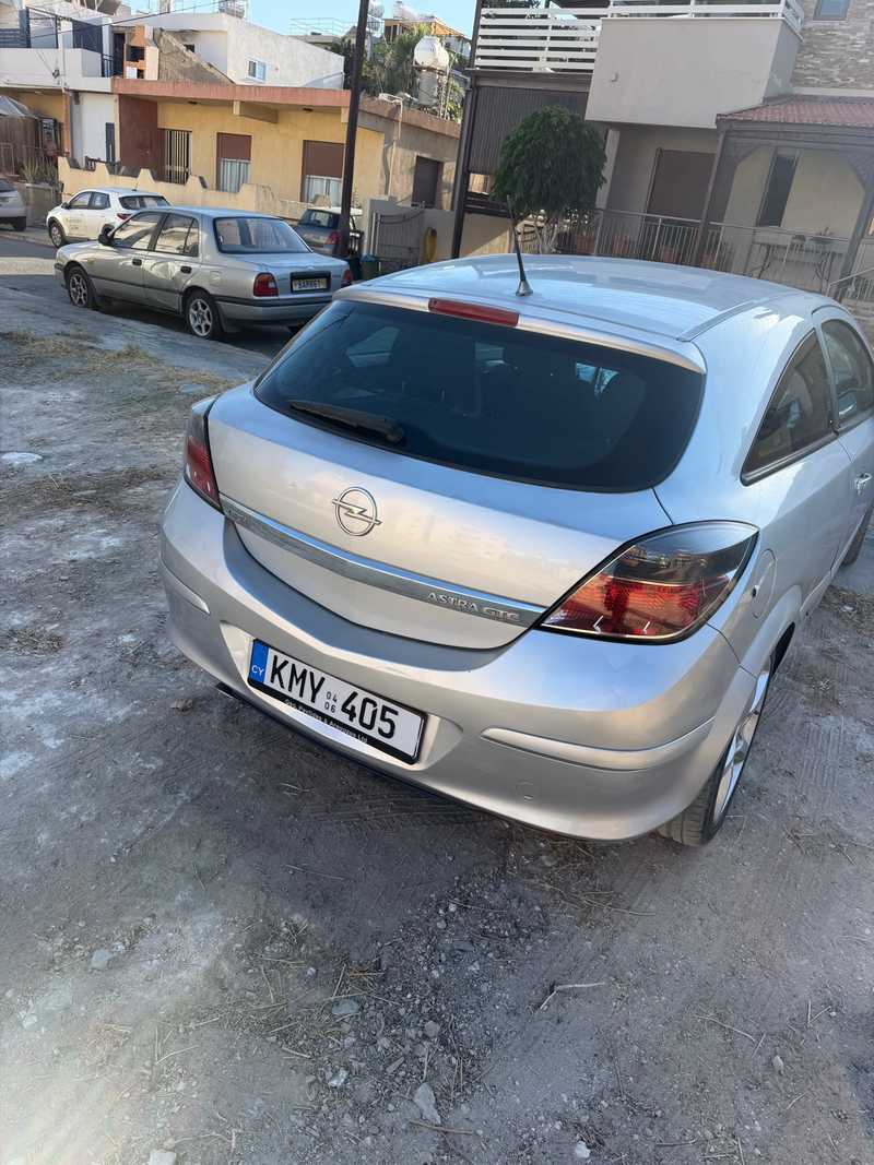 2006 Opel, Vauxhall Astra 1,6L 2006 Cyprus