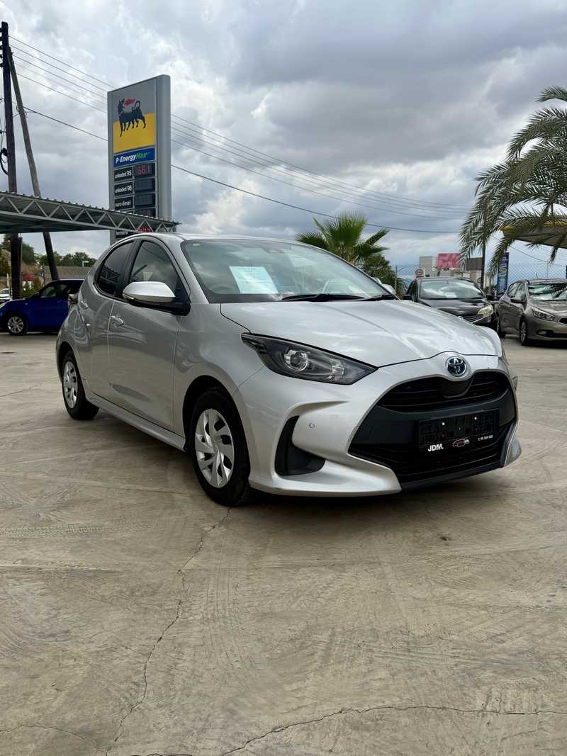 2022 Toyota Yaris 1,5L 2022 Cyprus