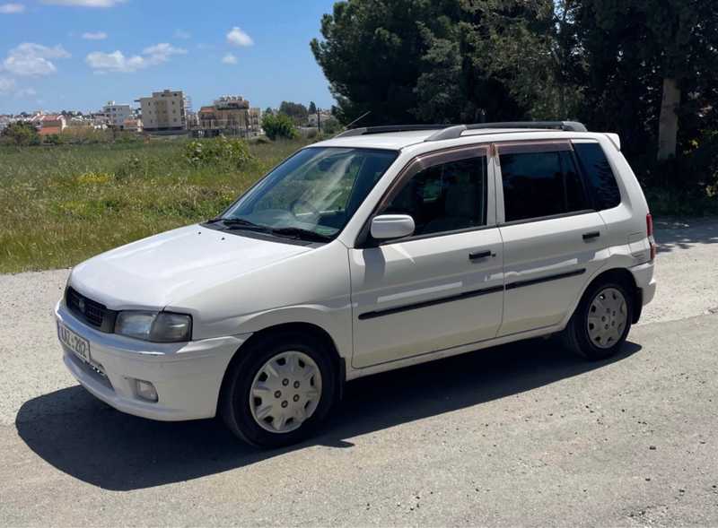 2001 Mazda Demio 1,3L 2001 Cyprus