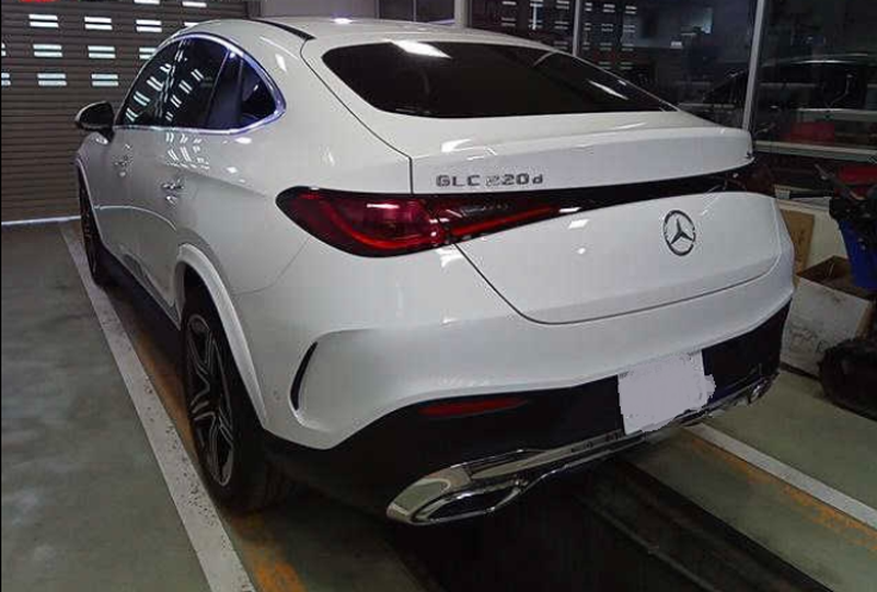 2025 Mercedes-Benz GLC-Class 2,0L 2025 Cyprus