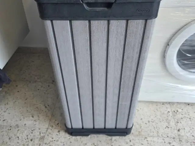 2 garbage bins , 70L, Επαρχία Λεμεσού — Κάτω Πολεμίδια