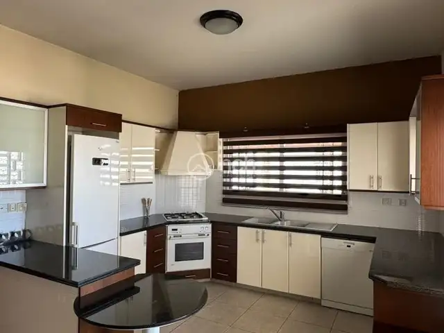 4-bedroom detached house for sale, Nicosia — Strovolos - Chryseleousa - 2