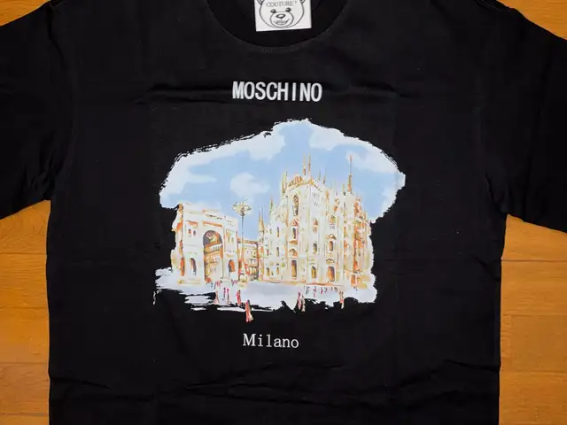 Moschino couture milano t-shirt, Επαρχία Λευκωσίας — Λευκωσία - Άγιος Αντώνιος