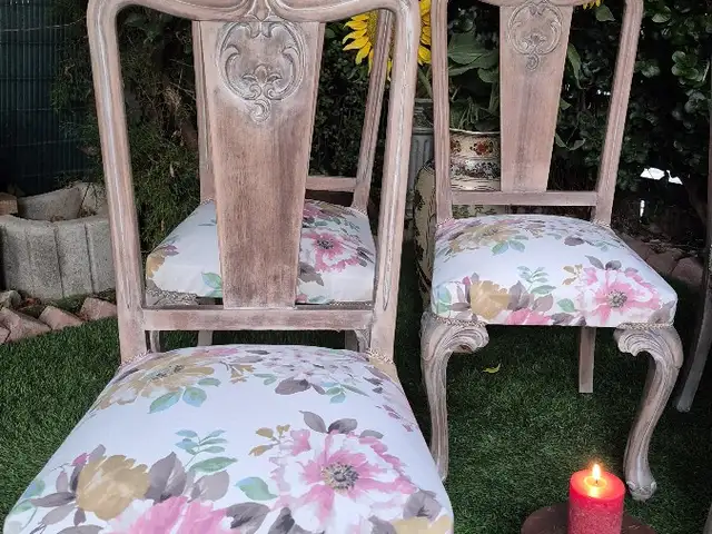 Γαλλικές μασιφ Καρέκλες ΤραπεζαρίαςSolid wood Vintage French Dining Chairs, Larnaca — Larnaka - Agioi Anargyroi II