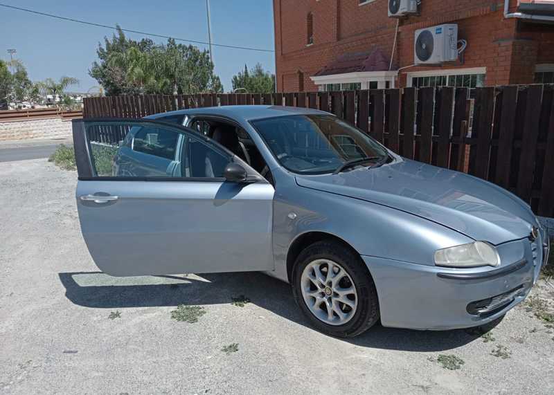 2004 Alfa Romeo 147 1,6L 2004 Cyprus