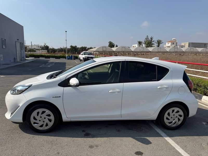 2019 Toyota Aqua 1,5L 2019 Cyprus