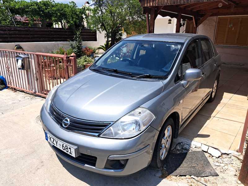 2011 Nissan Tiida 1,6L 2011 Cyprus