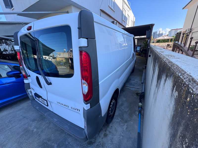 2008 Opel, Vauxhall Vivar 2,0L 2008 Cyprus