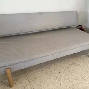 Ikea sofa, Επαρχία Λευκωσίας — Στρόβολος - Χρυσελεούσα