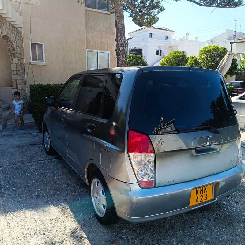 2001 Mitsubishi Dingo 1,3L 2001 Cyprus