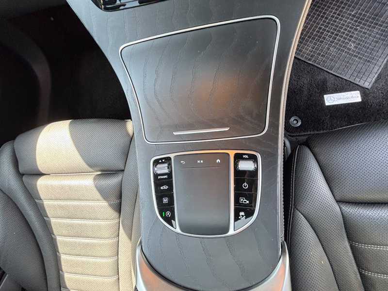 2022 Mercedes-Benz GLC-Class 2,0L 2022 Cyprus