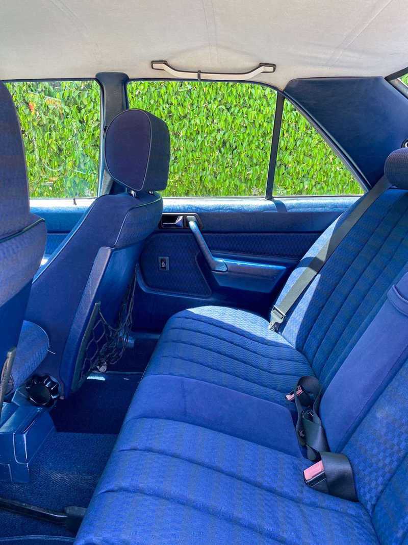 1986 Mercedes-Benz 190 2,0L 1986 Cyprus
