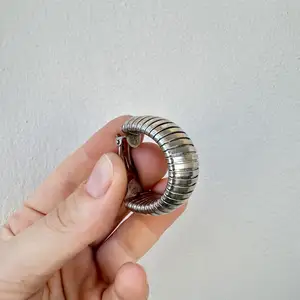 Vintage stainless steel σκουλαρίκια κλιπ, Famagusta — Paralimni