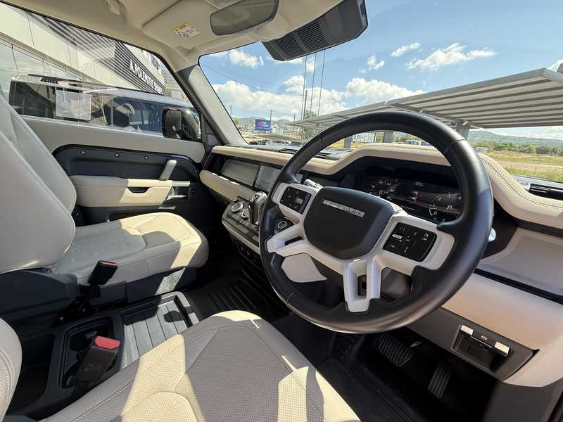 2022 Land Rover Defender 2,0L 2022 Cyprus