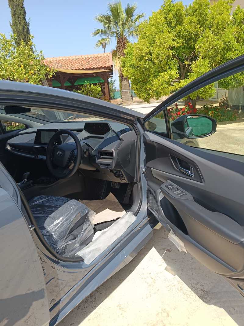 2024 Toyota Prius 2,0L 2024 Cyprus