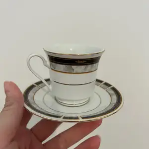Πλήρες σερβίτσιο 12 ατόμων royal fine porcelain, Επαρχία Λάρνακας — Χοιροκοιτία