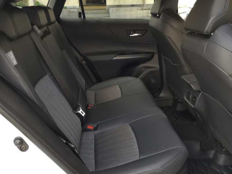 2025 Toyota Harrier 2,5L 2025 Cyprus