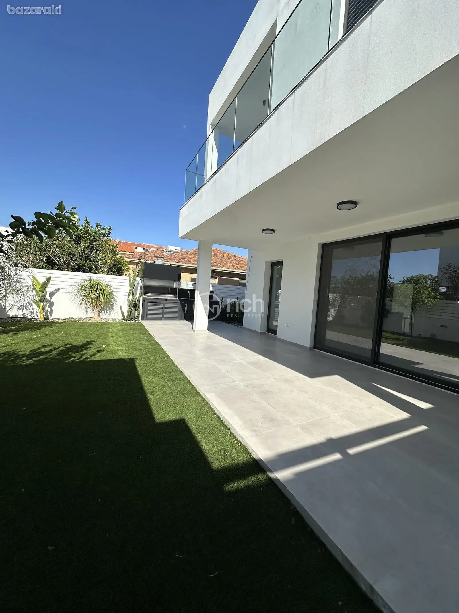 House, 3 bedrooms — 4