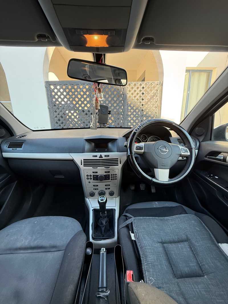 2008 Opel, Vauxhall Astra 1,4L 2008 Cyprus