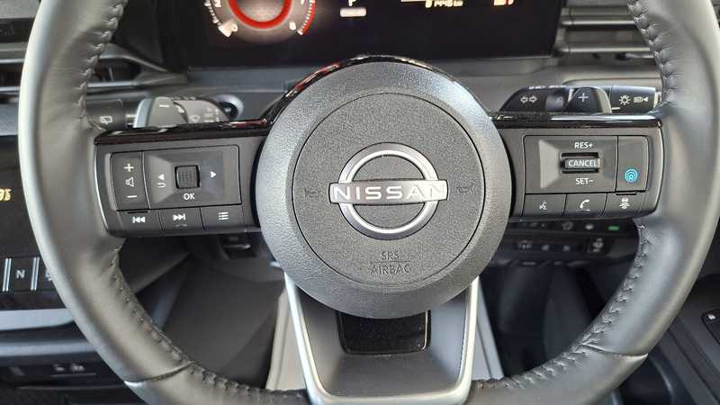 2023 Nissan Serena 2,0L 2023 Cyprus