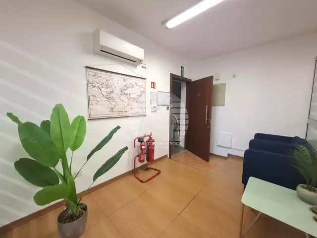 Compact office in city center, Επαρχία Λεμεσού — Λεμεσός - Αγία Ζώνη