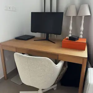 Computer desk - ikea tonstad, Επαρχία Λάρνακας — Λιβάδια Λάρνακας