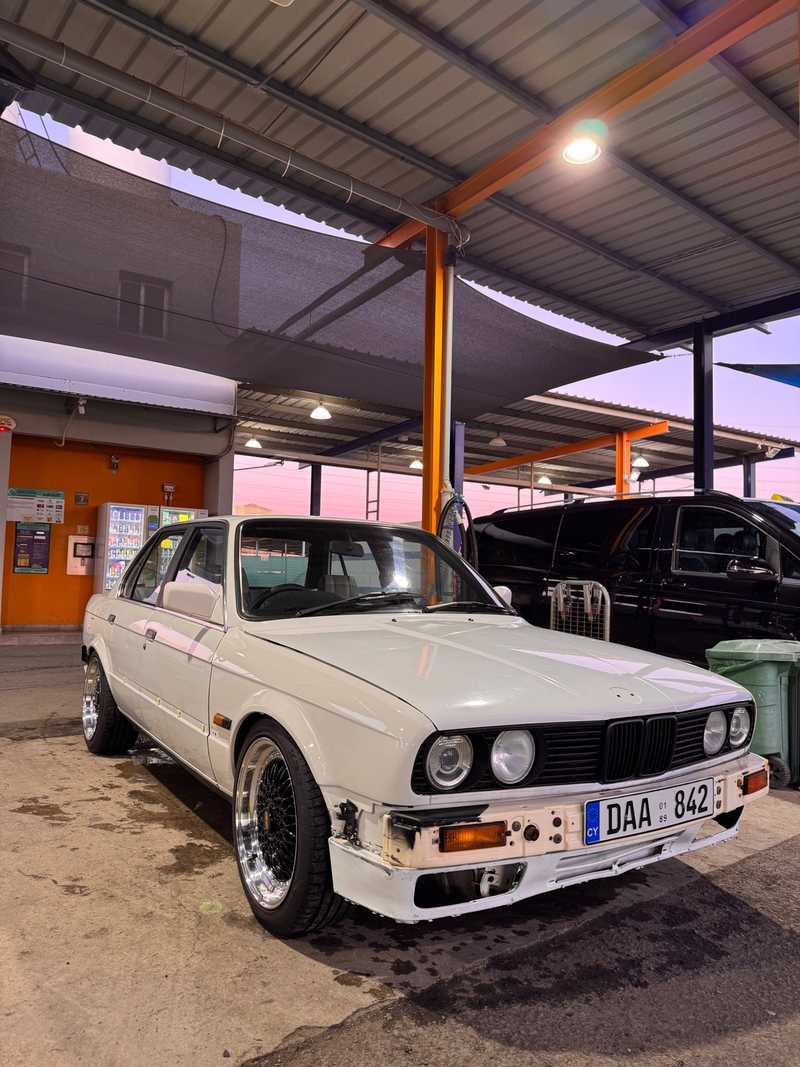 BMW 3-Series 2,5L 1989