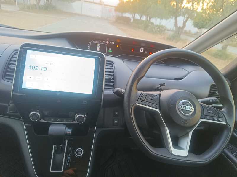 2021 Nissan Serena 2,0L 2021 Cyprus