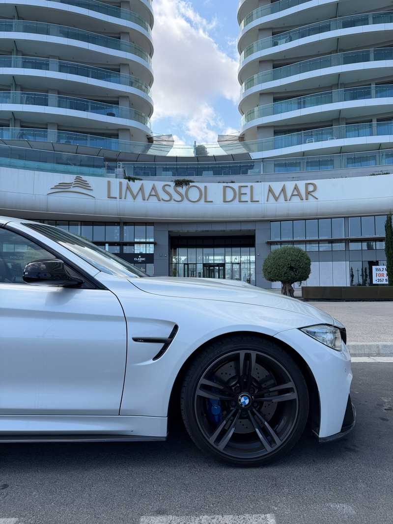 2015 BMW M4 3,0L 2015 Cyprus