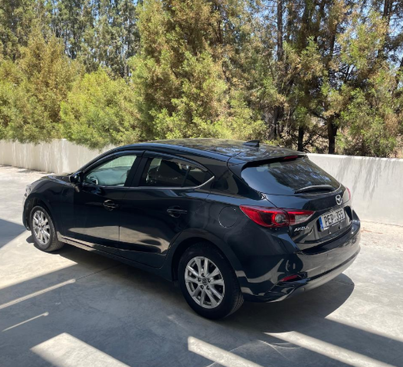 Mazda Axela 1,5L 2018
