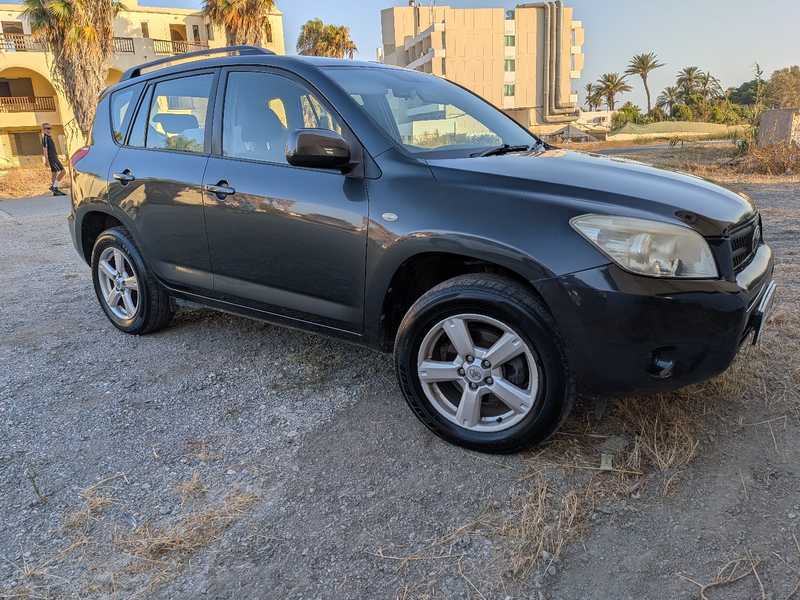 Toyota RAV4 2,0L 2006