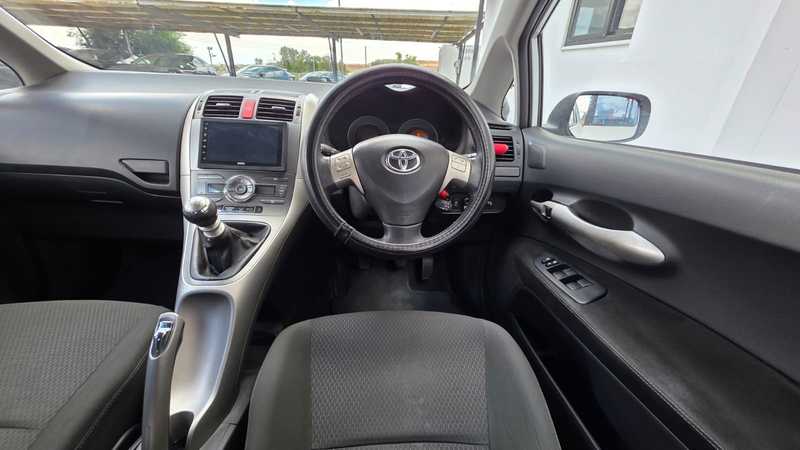 2008 Toyota Auris 2,2L 2008 Cyprus