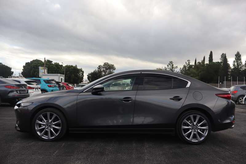 2022 Mazda 3 2,0L 2022 Cyprus