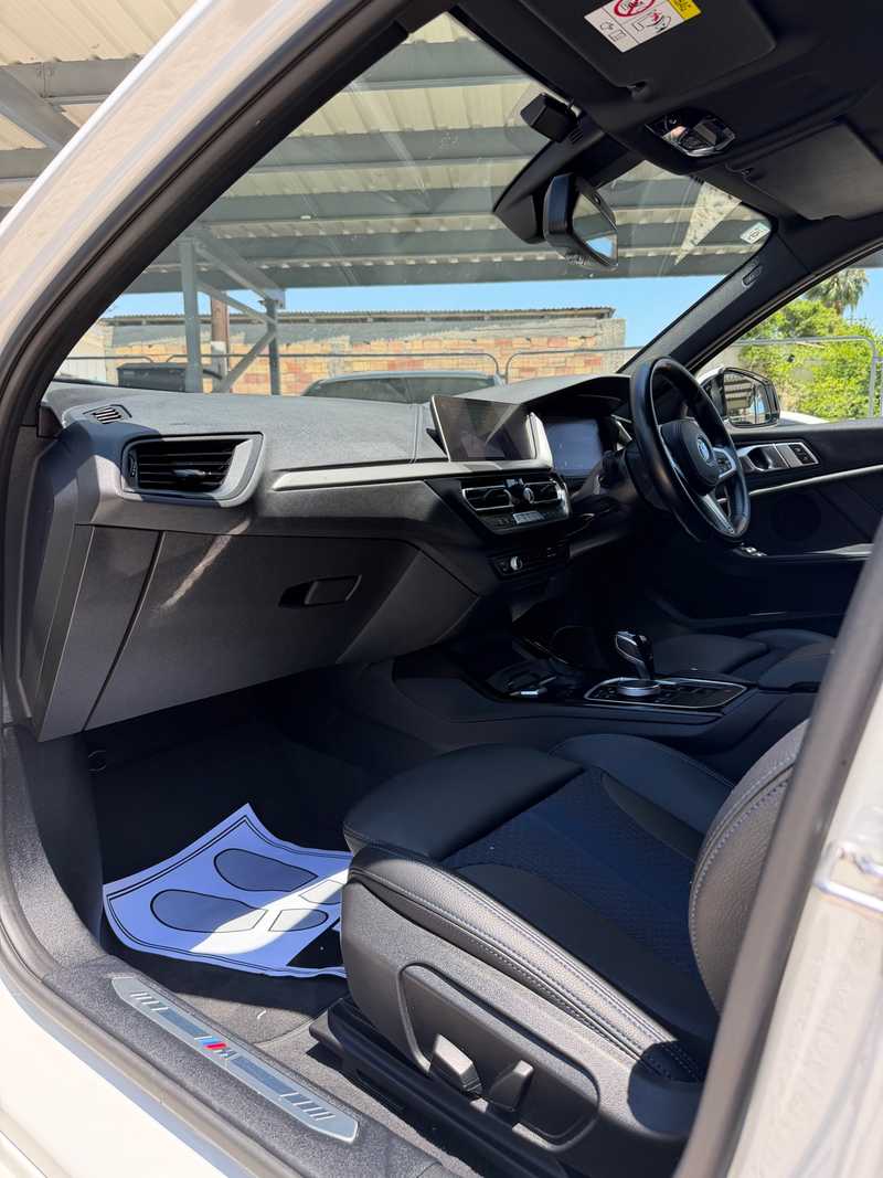 2021 BMW 1-Series 2,0L 2021 Cyprus