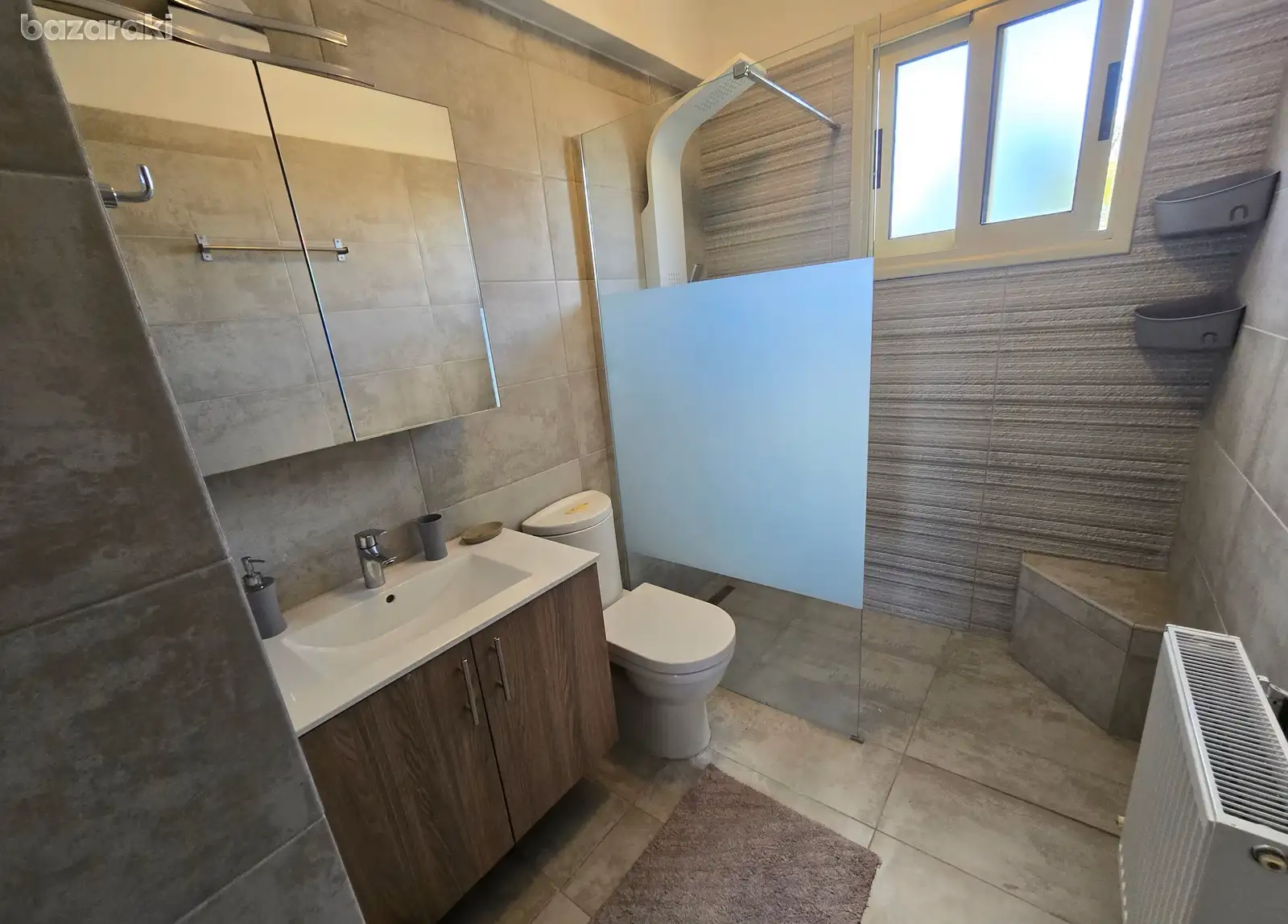 House, 4 bedrooms — 6