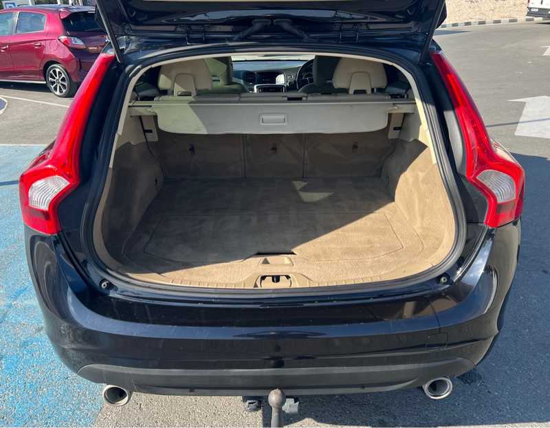 2012 Volvo V60 2,0L 2012 Cyprus