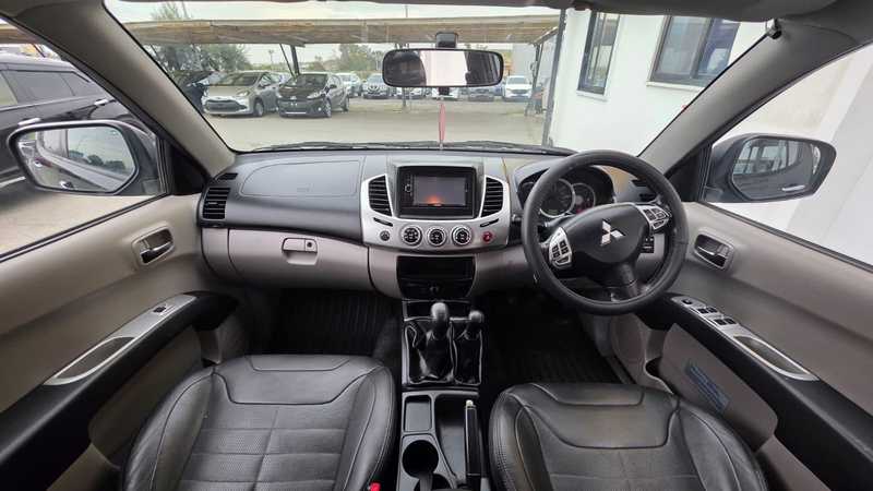 2013 Mitsubishi L200 2,5L 2013 Cyprus