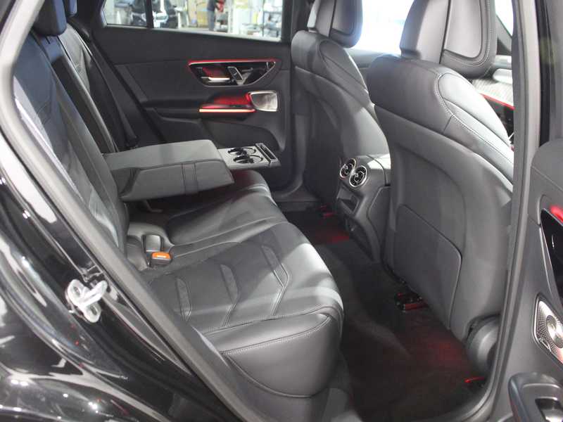2025 Mercedes-Benz GLC-Class 2,0L 2025 Cyprus