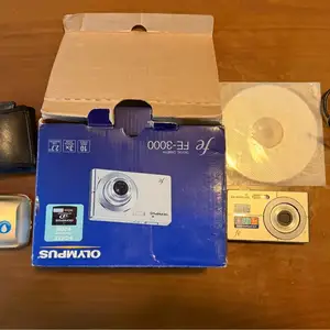 Olympus digital cameras bundle + accessories, Επαρχία Λάρνακας — Αραδίππου - Απόστολος Λουκάς