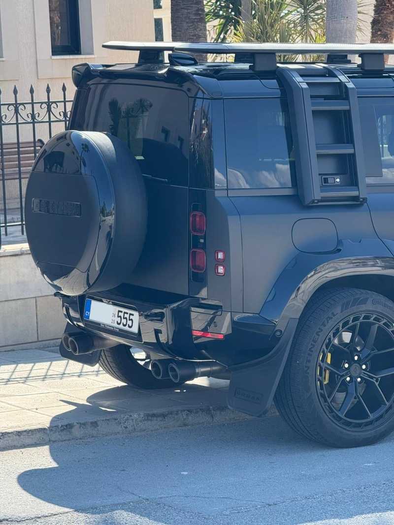 2025 Land Rover Defender 5,0L 2025 Cyprus