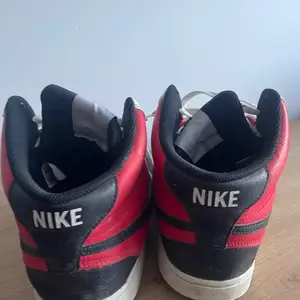 Πολύ καλά παπούτσια μάρκα nike 5 φορές φορεμένα ελάχιστοι φορέσει, Επαρχία Λάρνακας — Λάρνακα - Καμάρες
