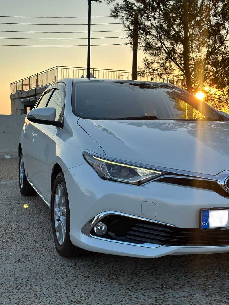 2015 Toyota Auris 1,5L 2015 Cyprus