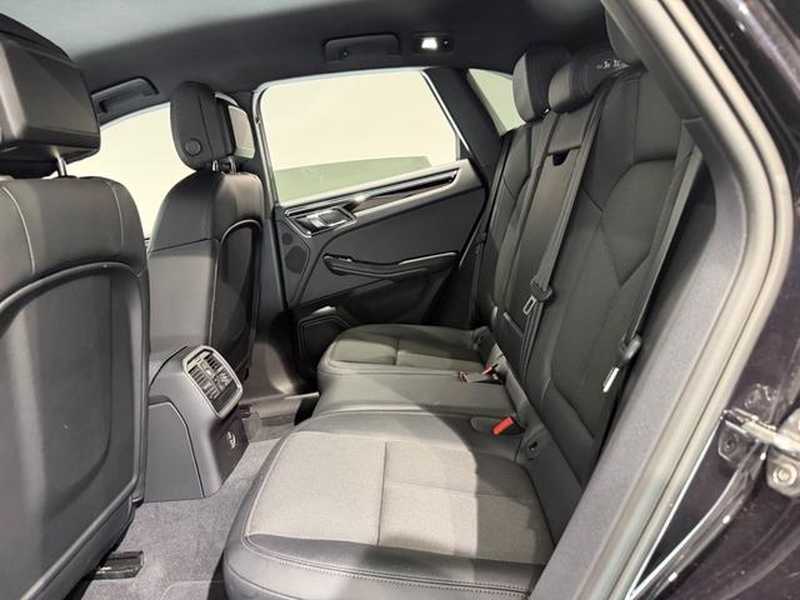 2023 Porsche Macan 2,0L 2023 Cyprus