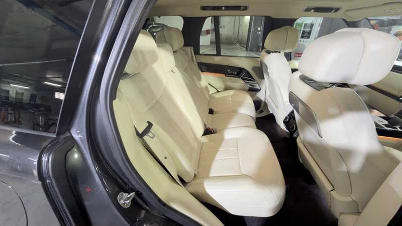 2024 Land Rover Range Rover 3,0L 2024 Cyprus