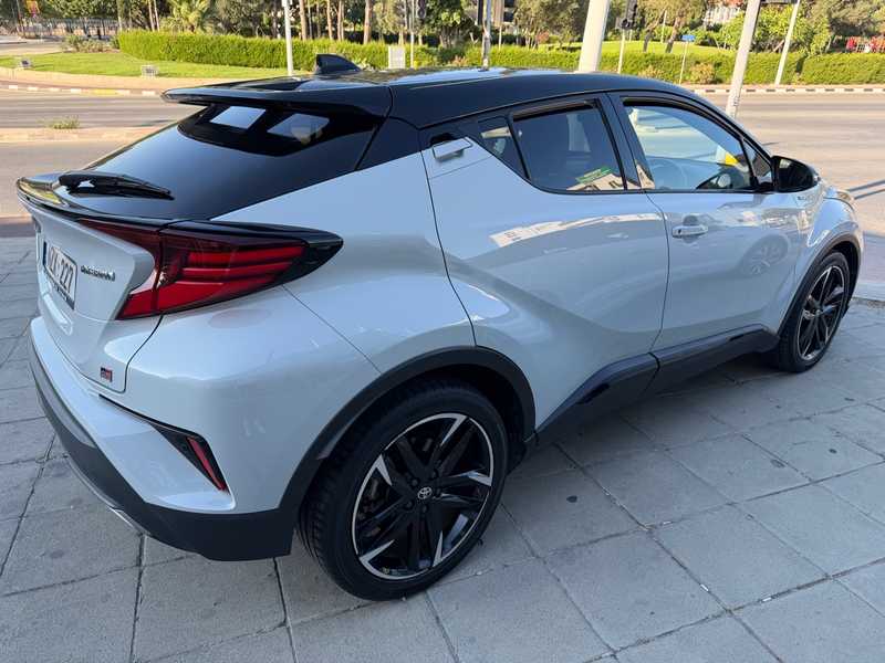2021 Toyota C-HR 1,8L 2021 Cyprus