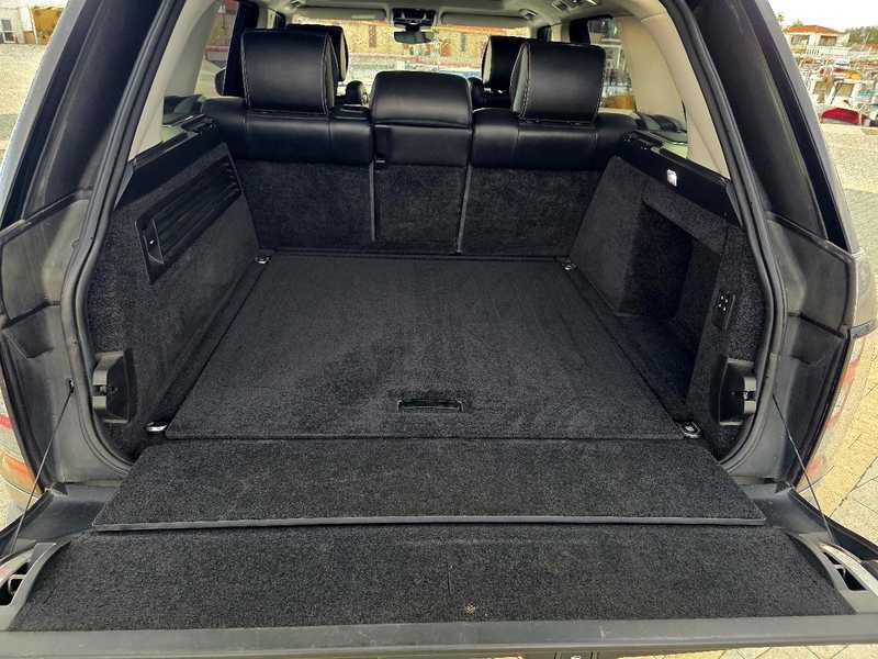2017 Land Rover Range Rover Vogue 4,4L 2017 Cyprus