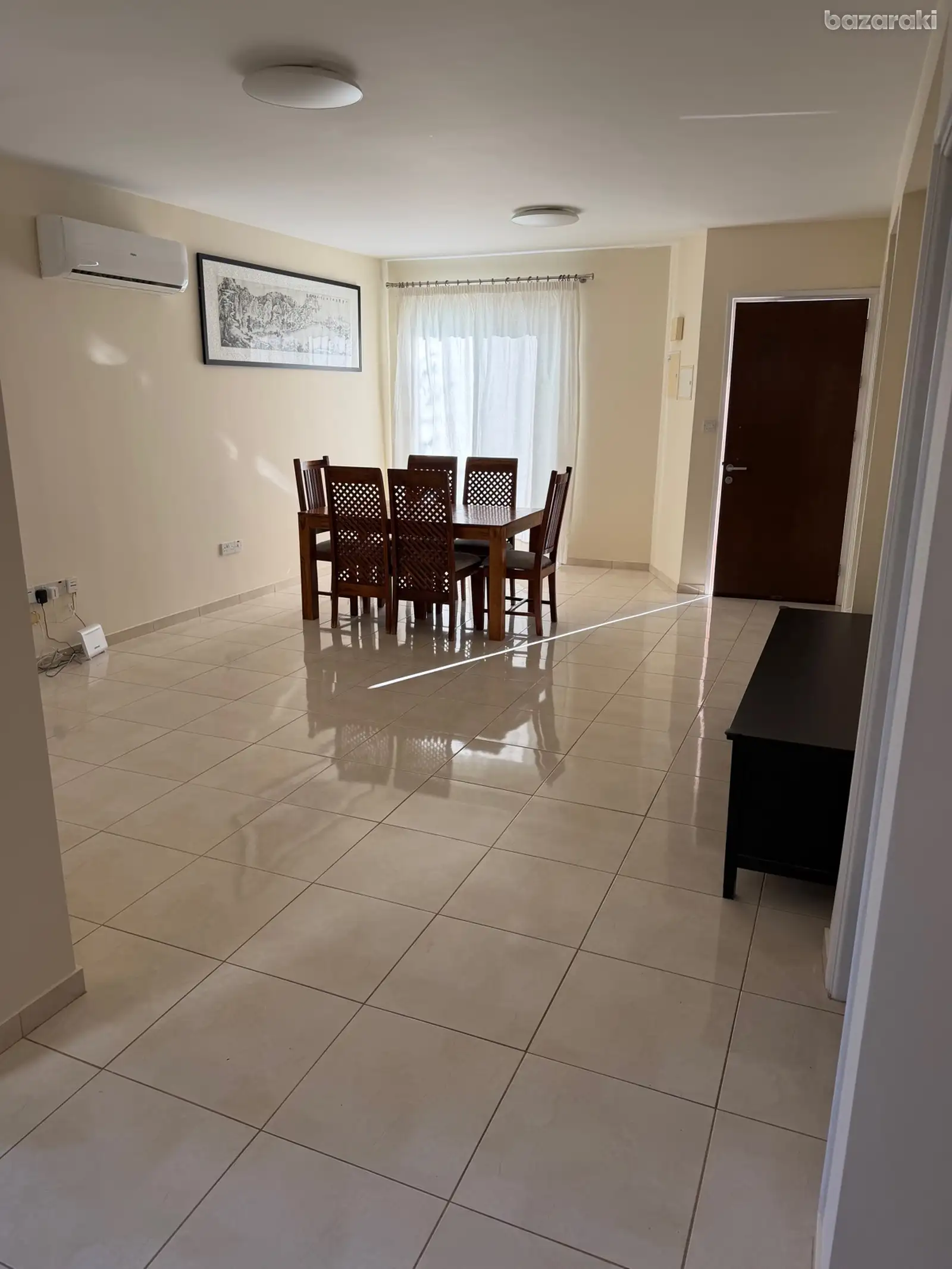 House, 3 bedrooms — 3