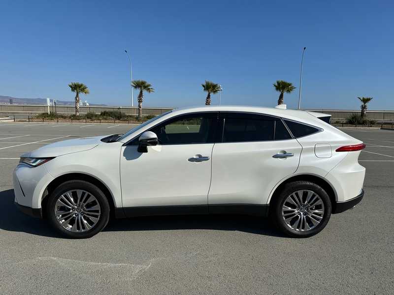 2022 Toyota Harrier 2,5L 2022 Cyprus