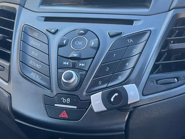 Ford Fiesta Van 1,5L 2016, Larnaca — Dromolaxia - 5