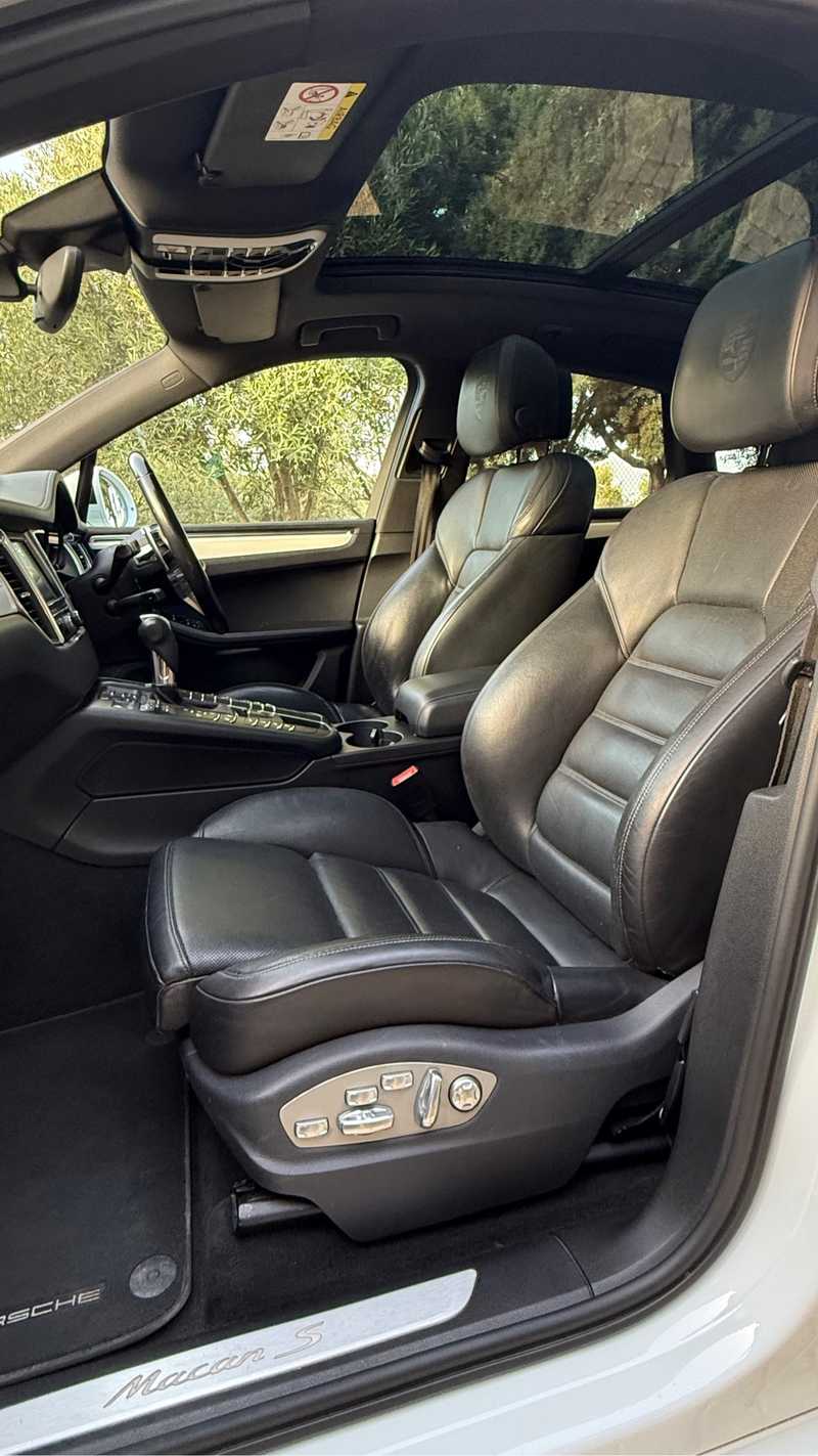 2015 Porsche Macan 3,0L 2015 Cyprus
